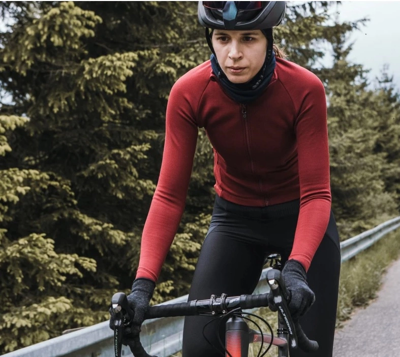 Isadore Women´s TherMerino Jersey Cabernet 5 Isadore Women´s TherMerino Jersey Cabernet - Billede 3