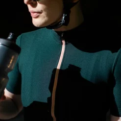 Isadore Women´s Woolight Jersey, Jet Black -Endura Salg Isadore Womens Woolight Jersey Jet 1622193016 03